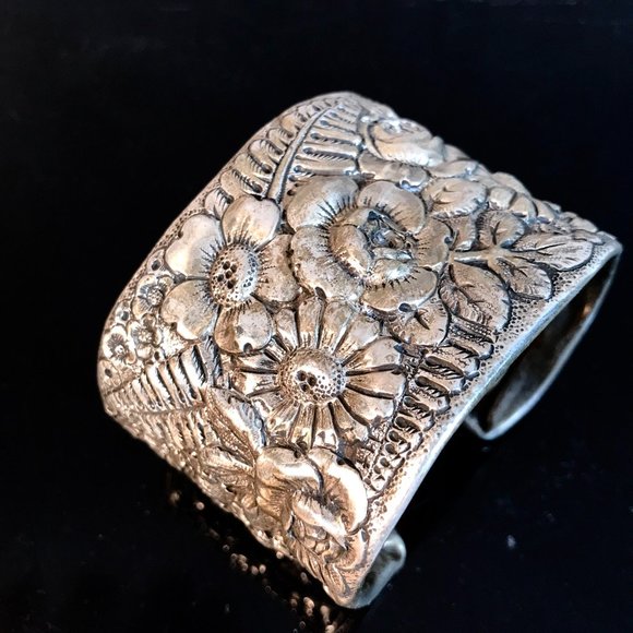 Antique Tiffany Cir. 19th Century Sterling Silver Cuff Bracelet Floral Rare - Picture 8 of 13